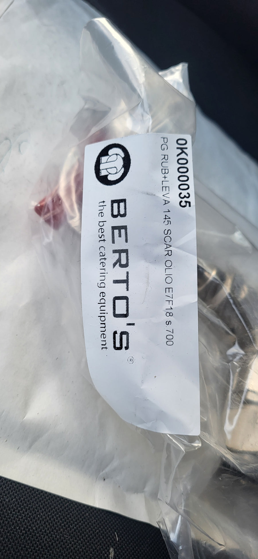 bertos friteuse aftapkraan in verpakking